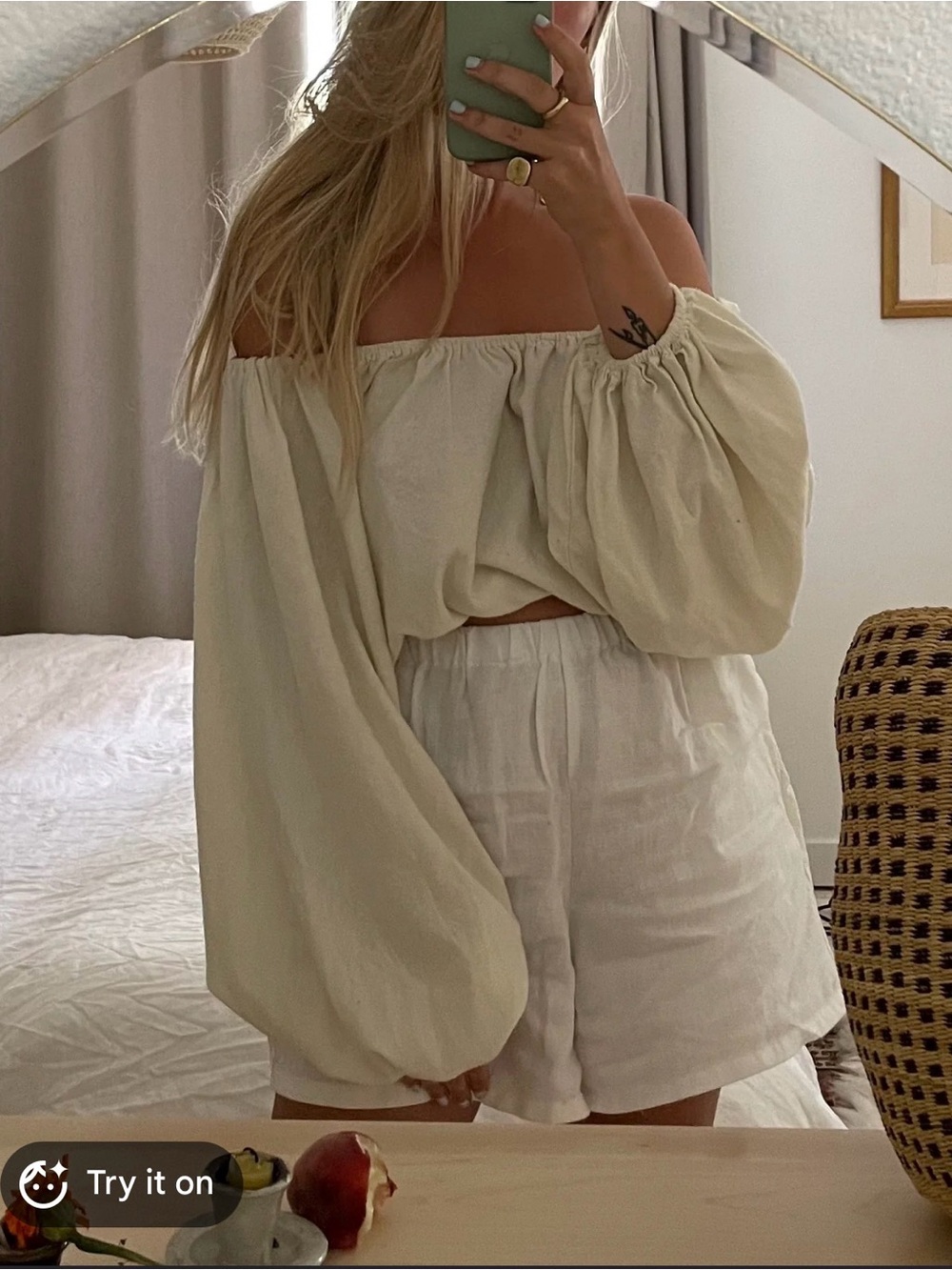 Off-Shoulder Balloon Sleeve Blouse in Cream